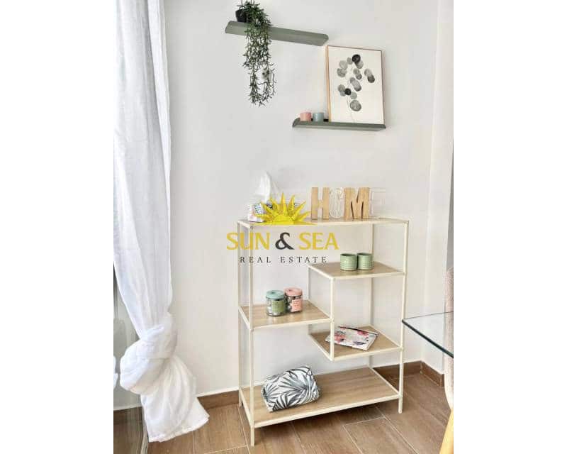 3 camera da letto Appartamento da affittare in Torrevieja - 1.300 € (Rif: 9652394)