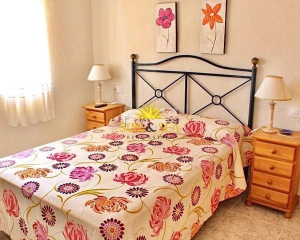 3 quarto Moradia para arrendar em San Pedro del Pinatar ciudad, San Pedro del Pinatar com garagem - 900 € (Ref: 9653020)
