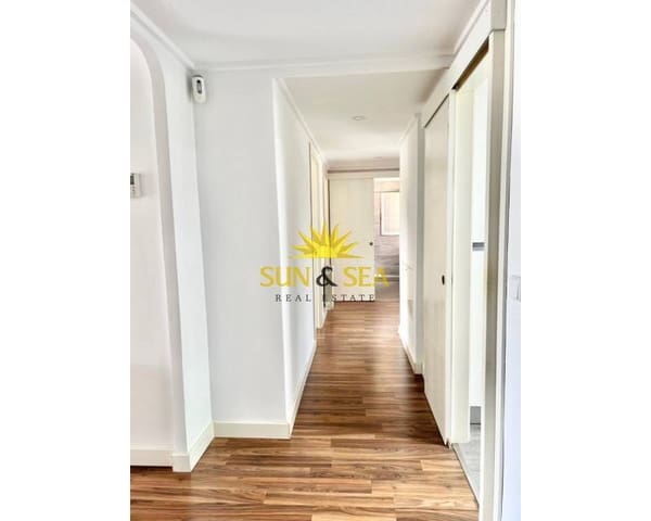 3 soverom Leilighet til salgs i Cabo de las Huertas, Alicante by med svømmebasseng garasje - € 255 000 (Ref: 9656784)