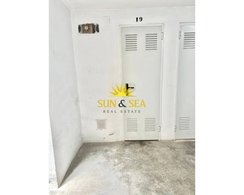 3 soverom Leilighet til salgs i Alicante by med svømmebasseng garasje - € 255 000 (Ref: 9656784)