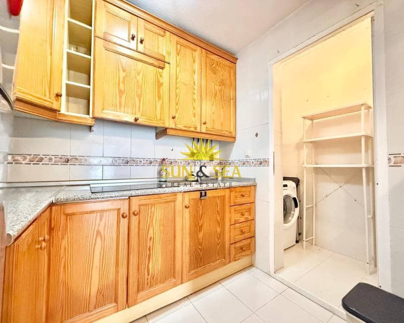 Casa de 3 habitaciones en La Mata en alquiler - 950 € (Ref: 9657902)