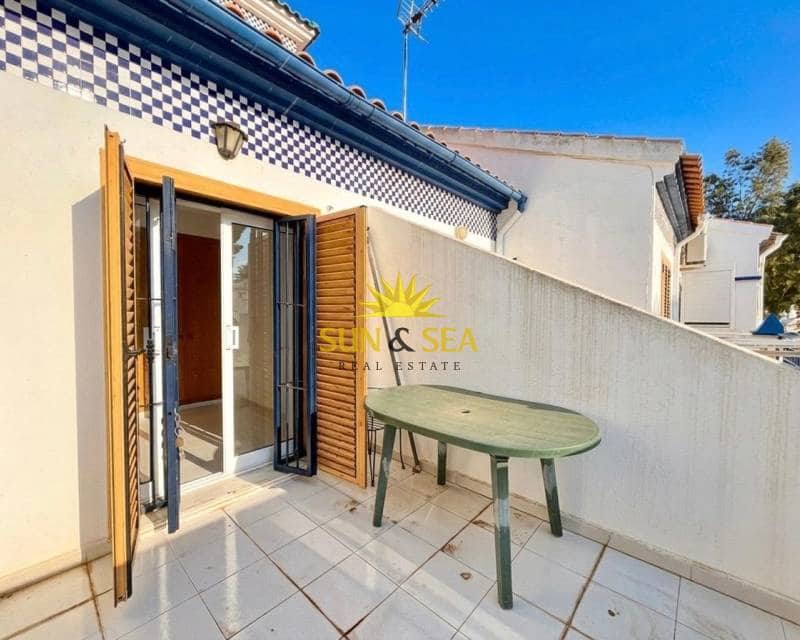 Casa de 3 habitaciones en La Mata en alquiler - 950 € (Ref: 9657902)