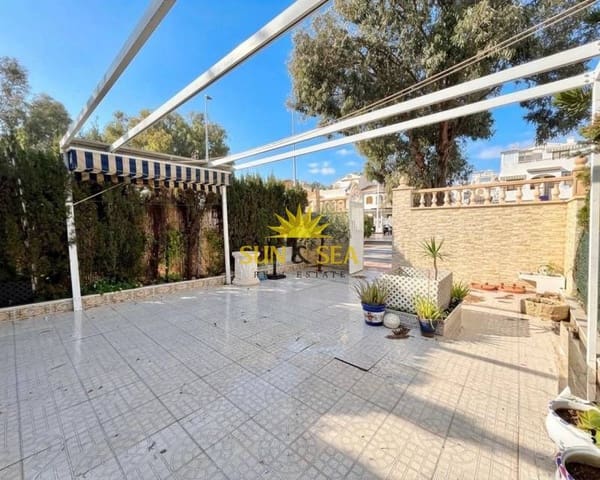 3 soveværelse Byhus til leje i Cañada del Molino, Torrevieja - € 950 (Ref: 9657902)