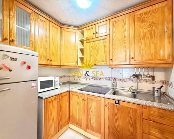 3 soveværelse Byhus til leje i Cañada del Molino, Torrevieja - € 950 (Ref: 9657902)