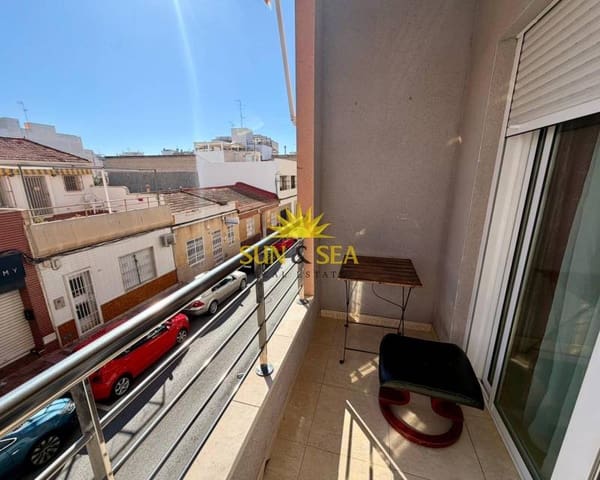 Appartement de 2 chambres à louer à Centro - Muelle Pesquero, Torrevieja avec garage - 900 € (Ref: 9665536)