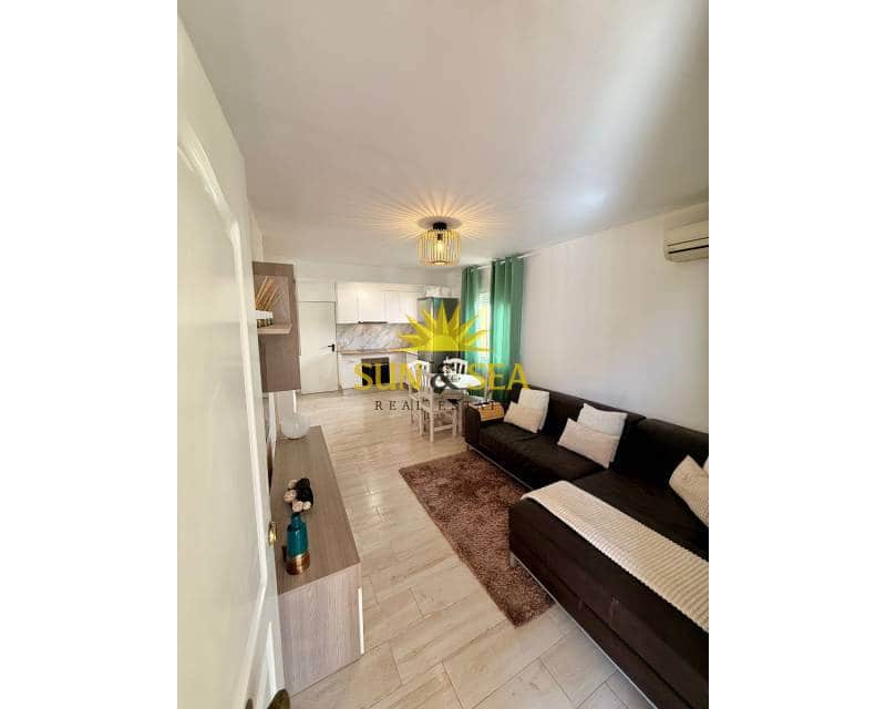 2 Zimmer Villa zu vermieten in La Florida mit Pool - 750 € (Ref: 9665538)