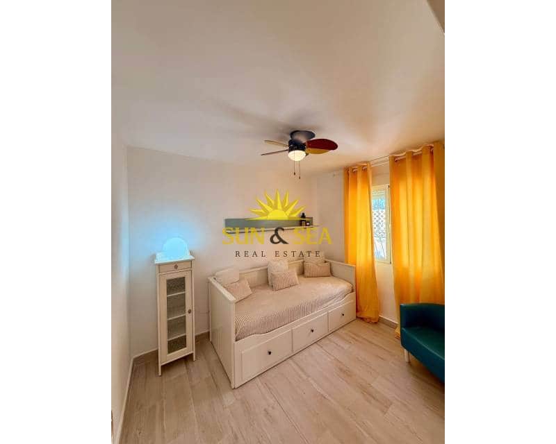 2 Zimmer Villa zu vermieten in La Florida mit Pool - 750 € (Ref: 9665538)