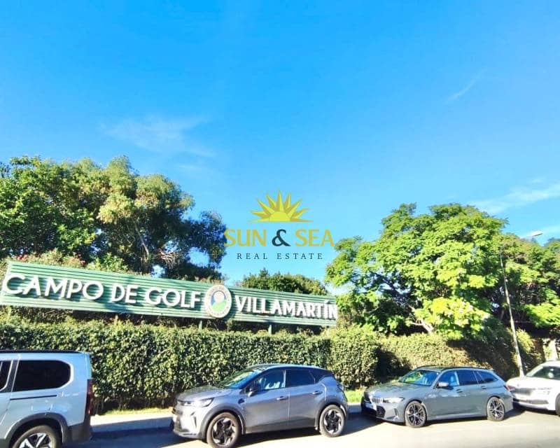 2 Zimmer Apartment zu vermieten in Blue Lagoon mit Pool - 1.000 € (Ref: 9669194)