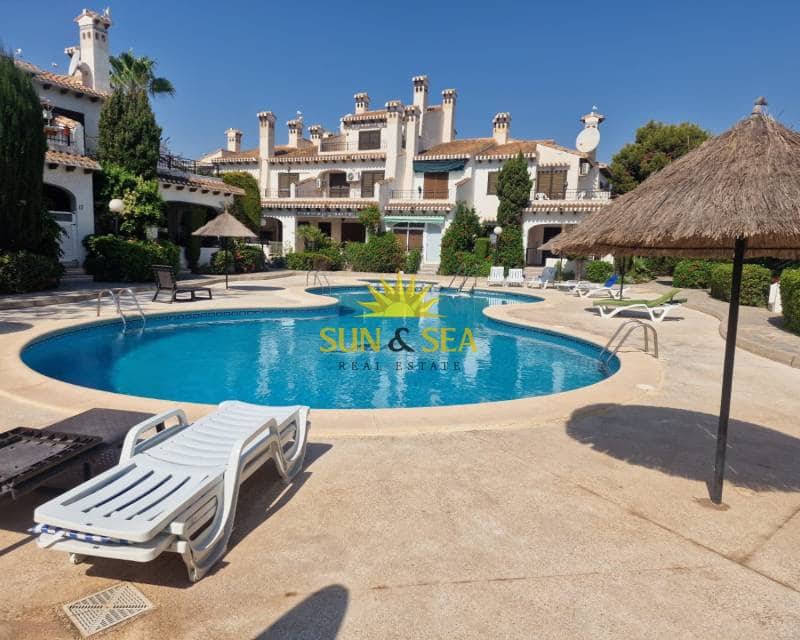 Maison de Ville de 2 chambres à louer à Cabo Roig avec piscine - 800 € (Ref: 9669591)