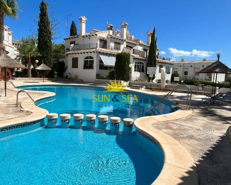 Maison de Ville de 2 chambres à louer à Cabo Roig avec piscine - 800 € (Ref: 9669591)