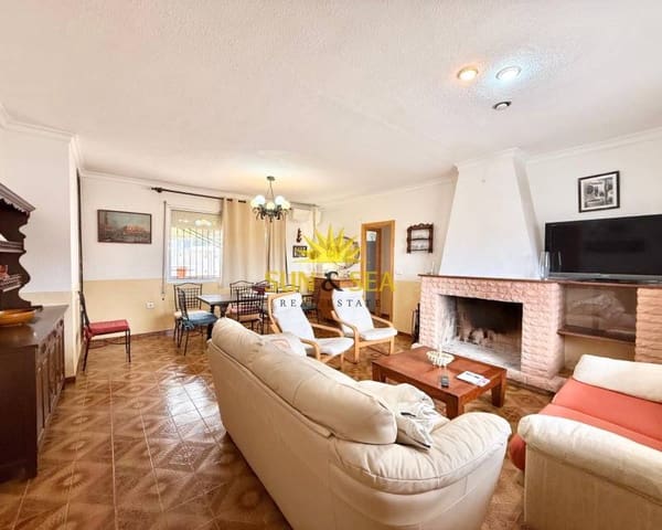 4 bedroom Villa for sale in Los Urrutias, Cartagena - € 245,000 (Ref: 9671263)