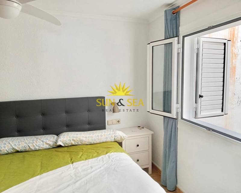 2 quarto Apartamento para arrendar em Pilar de la Horadada - 900 € (Ref: 9672159)