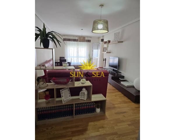 3 bedroom Apartment for rent in Centro - Muelle Pesquero, Torrevieja - € 850 (Ref: 9672718)