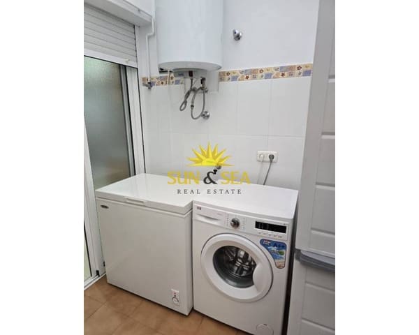 3 bedroom Apartment for rent in Centro - Muelle Pesquero, Torrevieja - € 850 (Ref: 9672718)