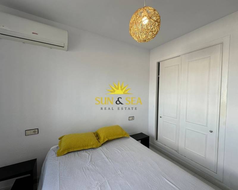 2 camera da letto Casa in vendita in Torrevieja con piscina - 164.990 € (Rif: 9676465)