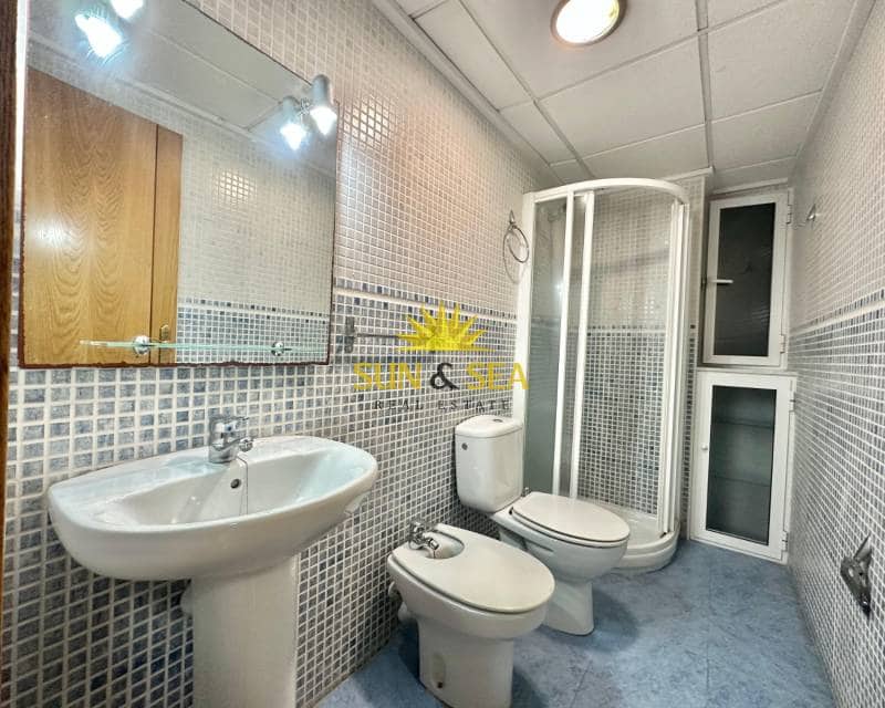 2 makuuhuone Huoneisto myytävänä paikassa Torrevieja - 180 000 € (Ref: 9678189)