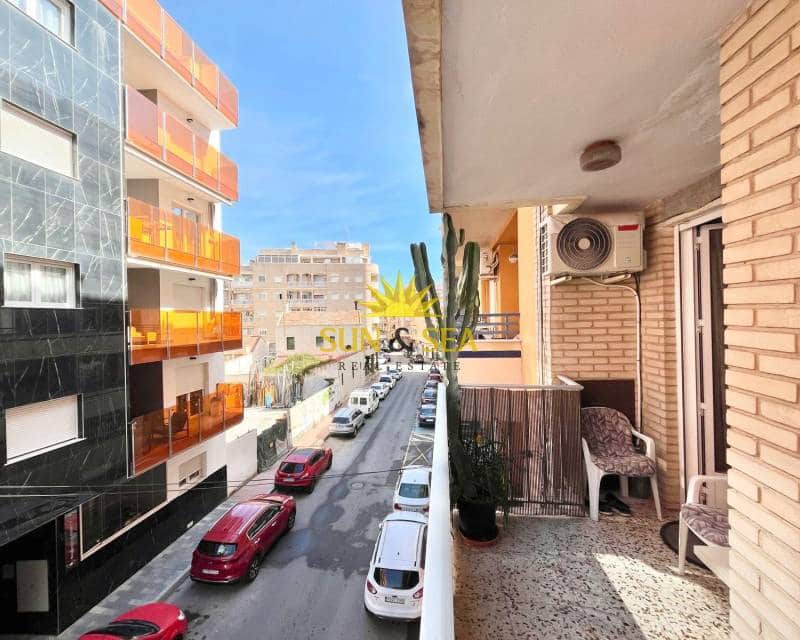 2 Zimmer Apartment zu vermieten in Torrevieja - 800 € (Ref: 9678190)