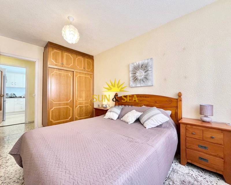 2 Zimmer Apartment zu vermieten in Torrevieja - 800 € (Ref: 9678190)