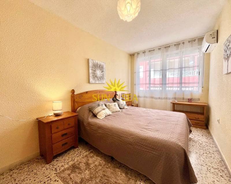 2 Zimmer Apartment zu vermieten in Torrevieja - 800 € (Ref: 9678190)