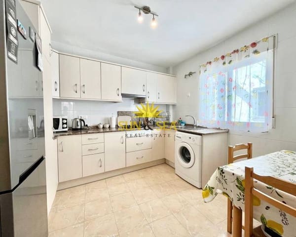 2 Zimmer Apartment zu vermieten in Las Piscinas Naturales, Torrevieja - 800 € (Ref: 9678190)