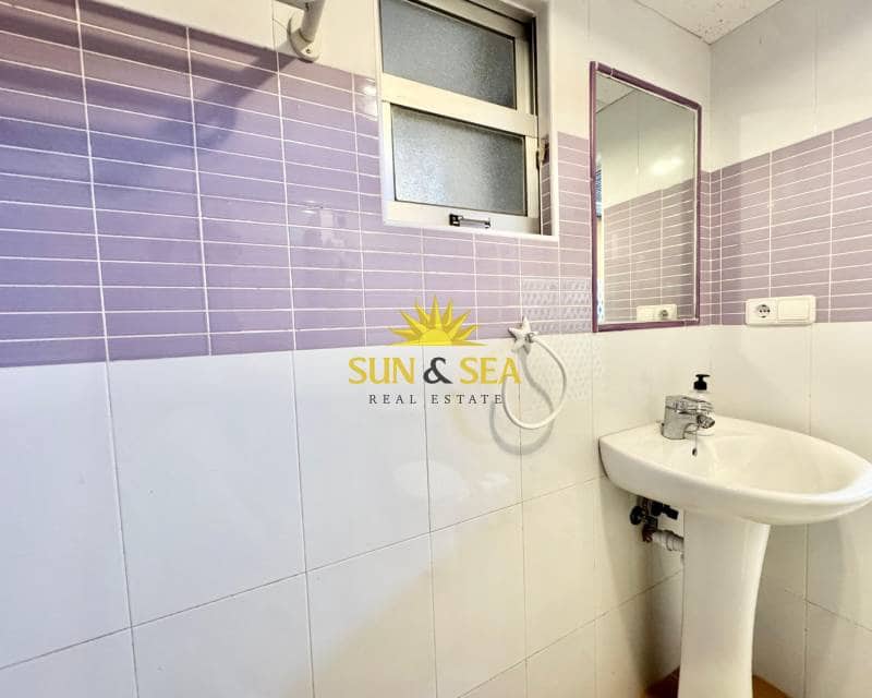 4 bedroom Apartment for rent in Playa Honda with garage - € 1,000 (Ref: 9679289)