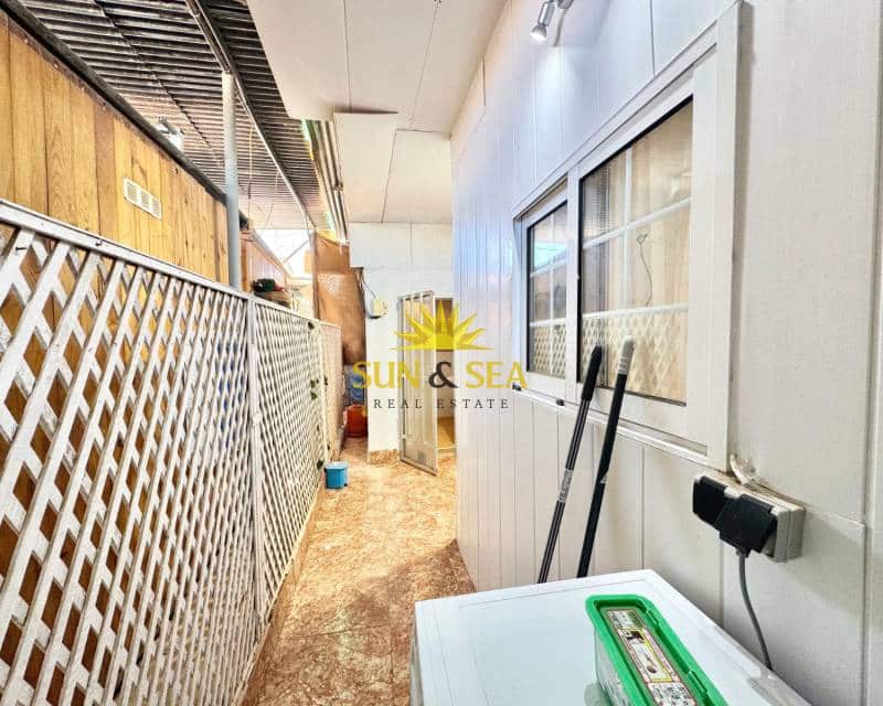 4 bedroom Apartment for rent in Playa Honda with garage - € 1,000 (Ref: 9679289)