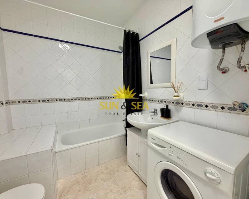 3 bedroom Townhouse for rent in La Florida with pool - € 1,100 (Ref: 9687526)