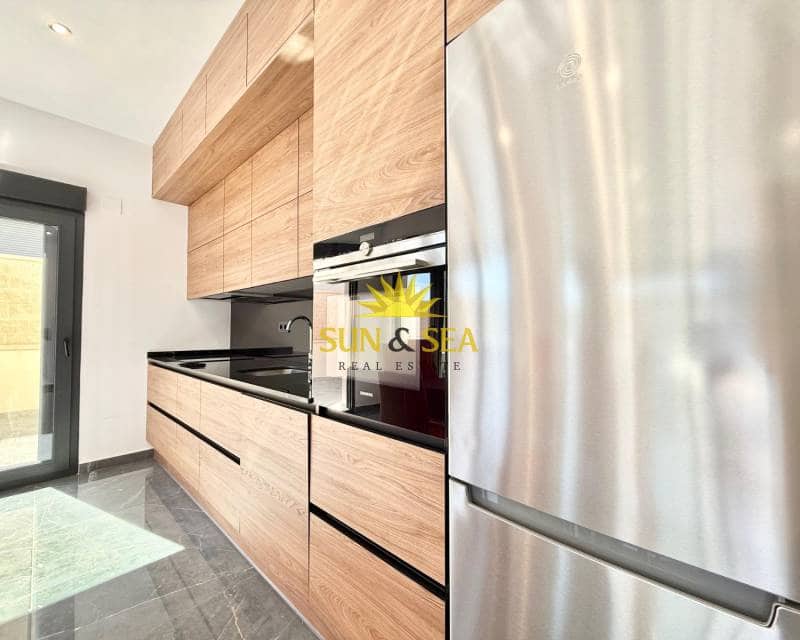 3 bedroom Villa for rent in Benijofar with pool - € 4,000 (Ref: 9687527)