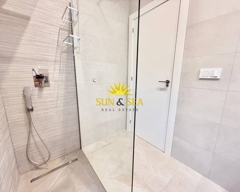 3 bedroom Villa for rent in Benijofar with pool - € 4,000 (Ref: 9687527)