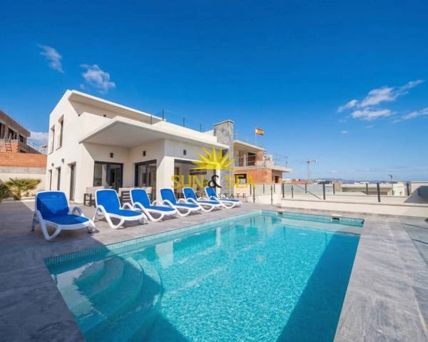 3 bedroom Villa for rent in Benijófar with pool - € 4,000 (Ref: 9687527)