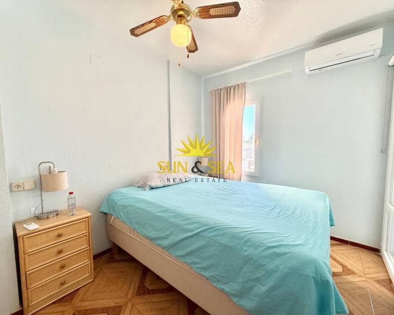 7 sypialnia Willa do wynajęcia w Torrevieja z garażem - 1 600 € (Ref: 9691645)