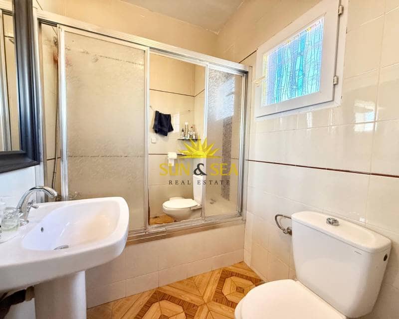 7 sypialnia Willa do wynajęcia w Torrevieja z garażem - 1 600 € (Ref: 9691645)