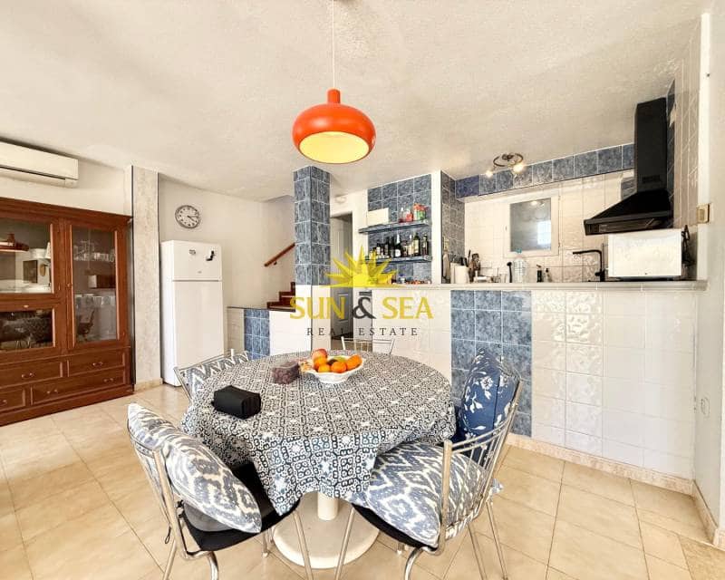 7 sypialnia Willa do wynajęcia w Torrevieja z garażem - 1 600 € (Ref: 9691645)