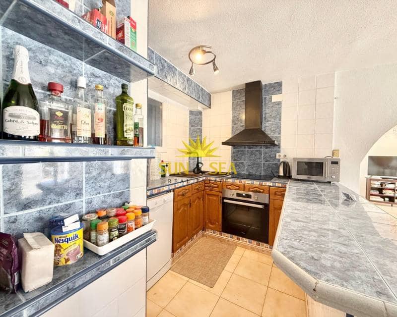 7 sypialnia Willa do wynajęcia w Torrevieja z garażem - 1 600 € (Ref: 9691645)