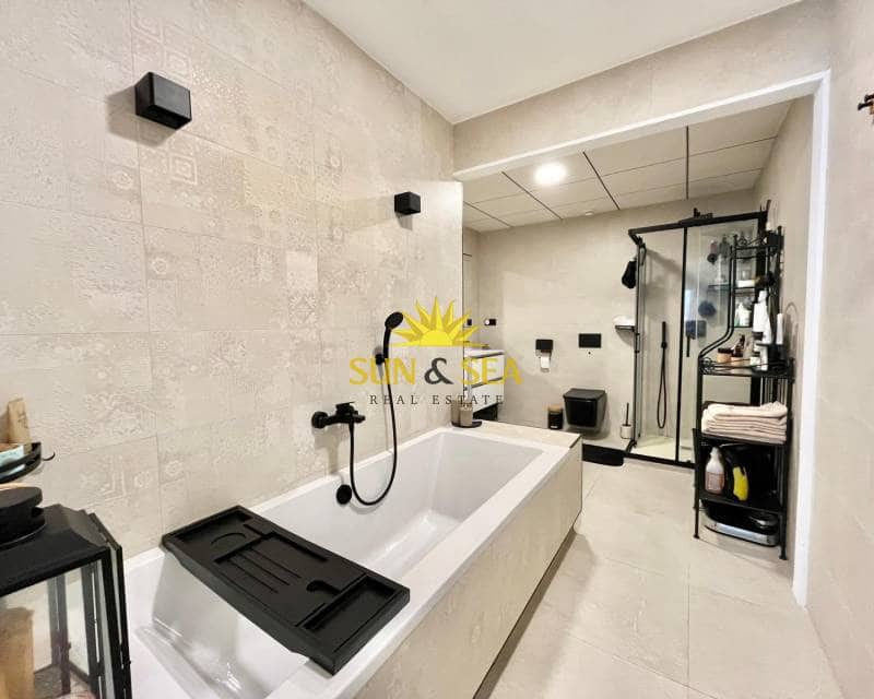 5 bedroom Villa for sale in Algorfa with pool garage - € 799,000 (Ref: 9694242)