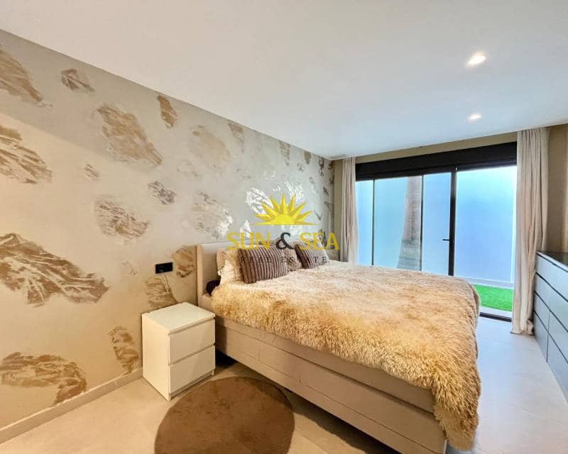 5 bedroom Villa for sale in Algorfa with pool garage - € 799,000 (Ref: 9694242)