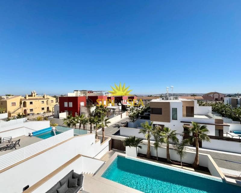 5 bedroom Villa for sale in Algorfa with pool garage - € 799,000 (Ref: 9694242)