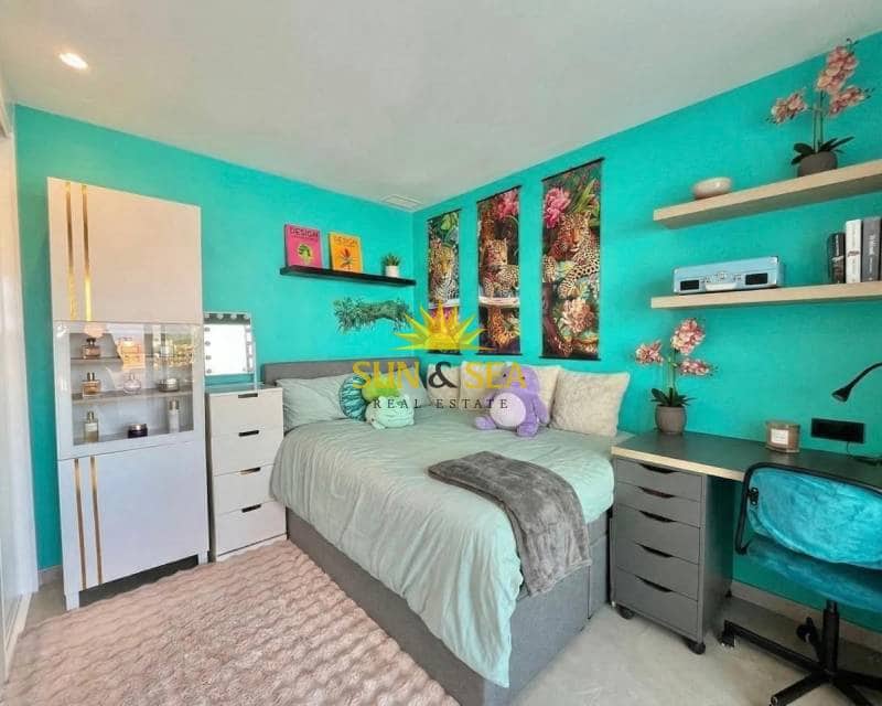 5 bedroom Villa for sale in Algorfa with pool garage - € 799,000 (Ref: 9694242)