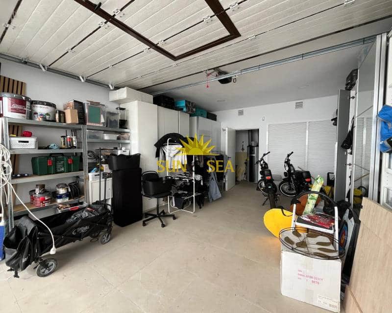 5 bedroom Villa for sale in Algorfa with pool garage - € 799,000 (Ref: 9694242)