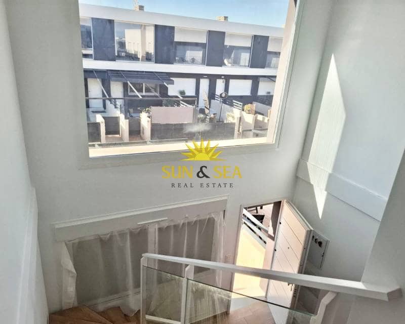 3 sovrum Hus till salu i Gran Alacant med pool - 299 000 € (Ref: 9699823)