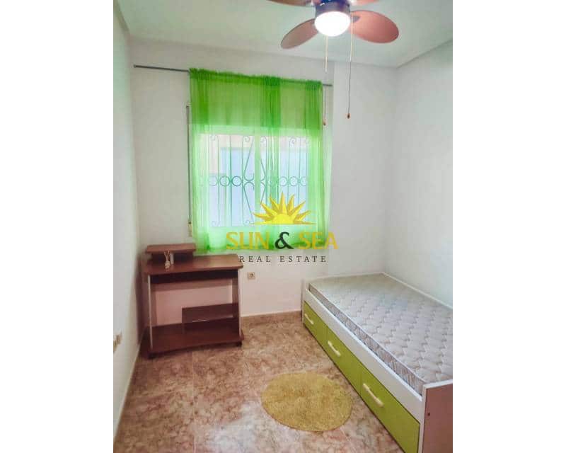 2 bedroom Villa for rent in Los Altos with pool garage - € 800 (Ref: 9699998)