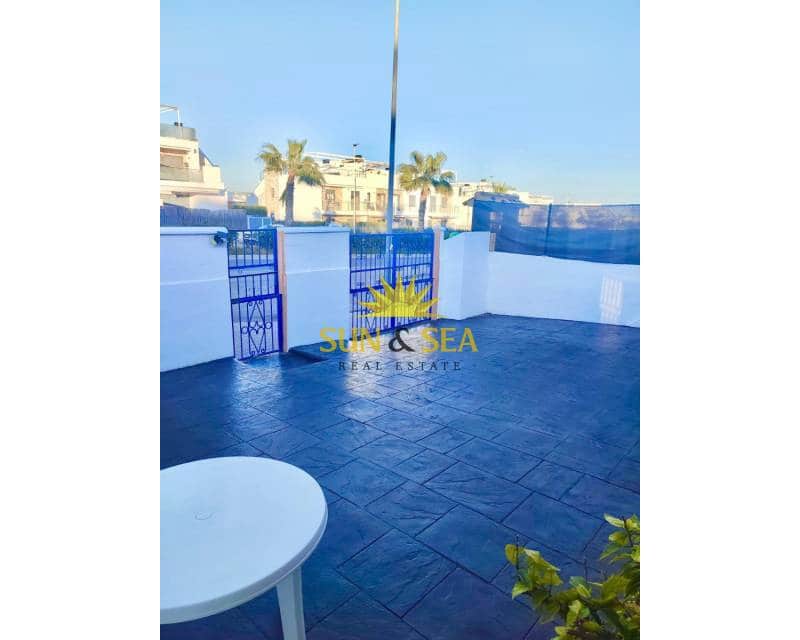 2 bedroom Villa for rent in Los Altos with pool garage - € 800 (Ref: 9699998)