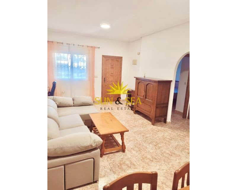 2 bedroom Villa for rent in Los Altos with pool garage - € 800 (Ref: 9699998)