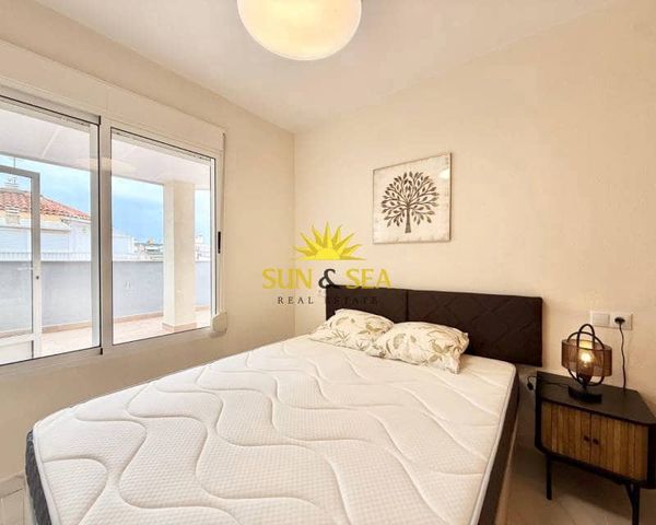 1 bedroom Penthouse for rent in Avenida Habaneras - Curva de Palangre, Torrevieja - € 850 (Ref: 9707724)