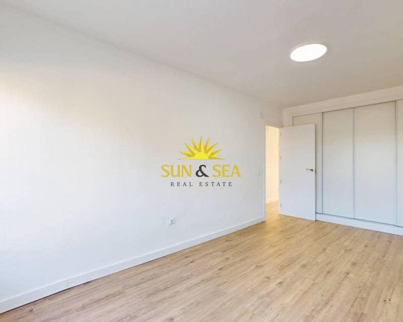 2 soverom Hus til salgs i Villamartin - € 230 000 (Ref: 9708168)