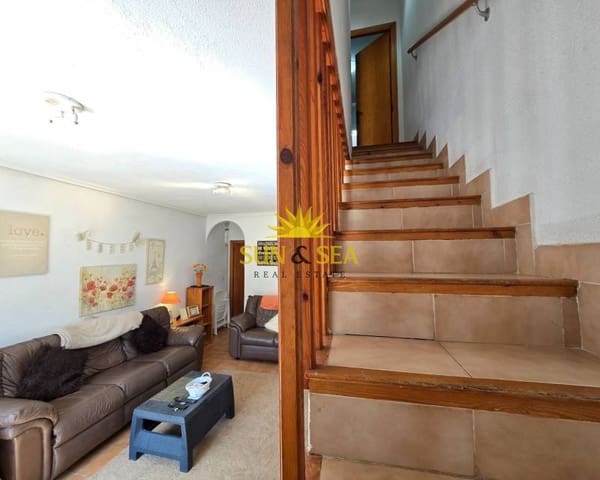 2 bedroom Townhouse for rent in Centro, Torrevieja with pool - € 1,150 (Ref: 9709153)