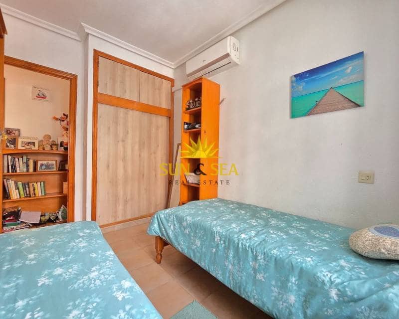 2 bedroom Townhouse for rent in Torrevieja with pool - € 1,150 (Ref: 9709153)