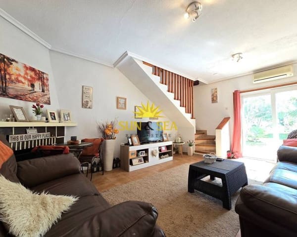 2 bedroom Townhouse for rent in Centro, Torrevieja with pool - € 1,150 (Ref: 9709153)