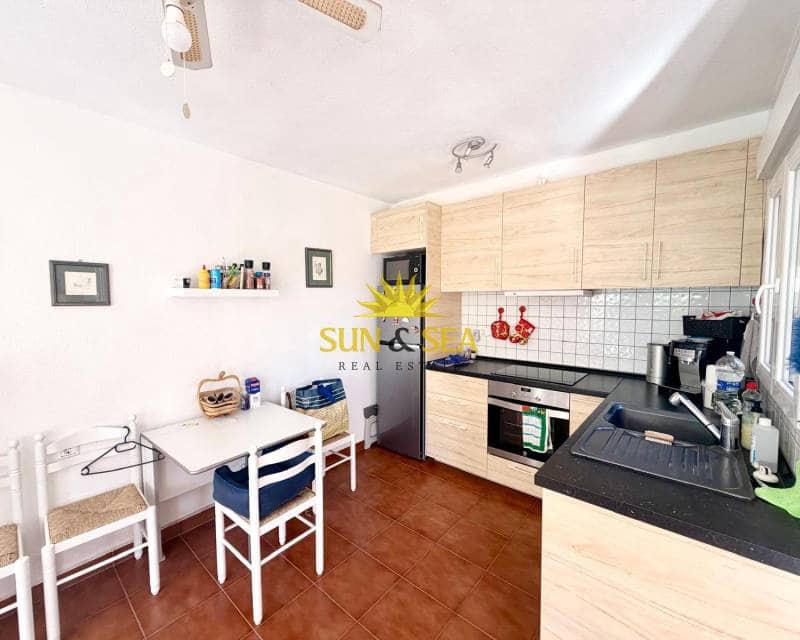 2 Zimmer Apartment zu verkaufen in Torrevieja mit Pool - 160.000 € (Ref: 9713520)