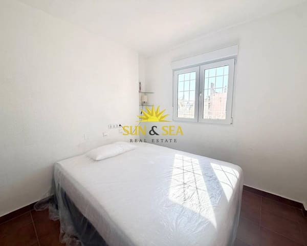 Chalet de 2 habitaciones en El Chaparral - La Siesta - La Torreta, Torrevieja en venta con piscina - 160.000 € (Ref: 9713520)